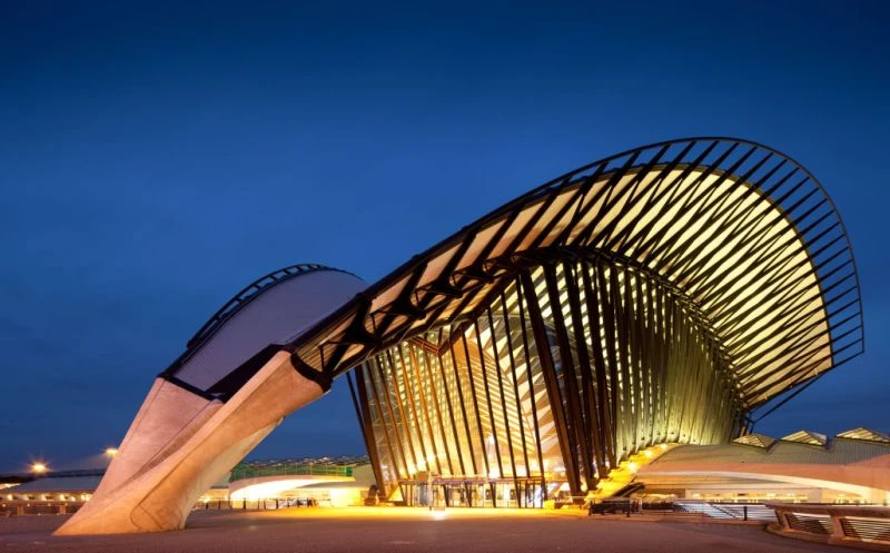 Lyon Franec St. Exupery by Santiago Calatrava - photo by Terry Wier