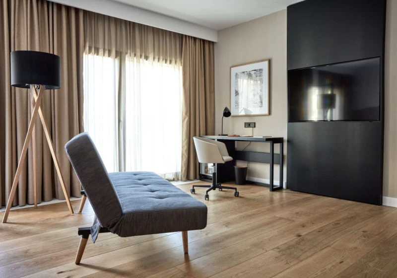 NAKAR Hotel
