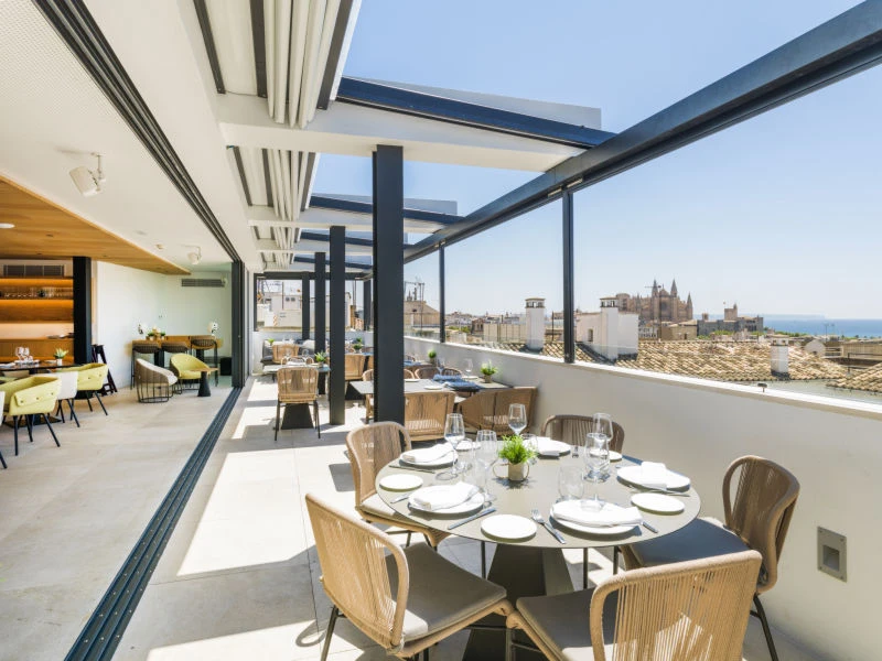 NAKAR Hotel