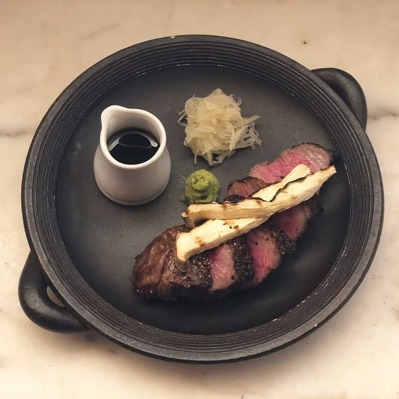 Akachochin - Wagyu Beef Yaki