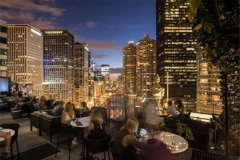 LondonHouse Chicago 22nd floor Outdoor Terrace - Photo by Nicholas James Photography