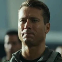 Glen Powell